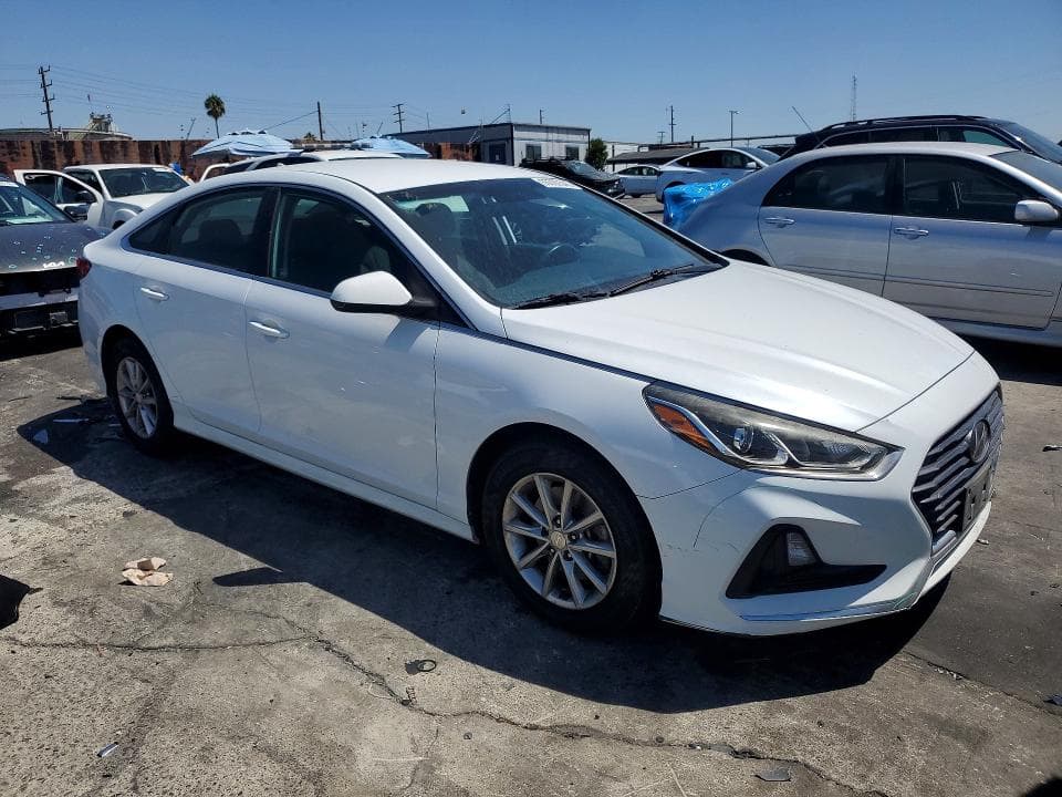2019 HYUNDAI SONATA SE 4