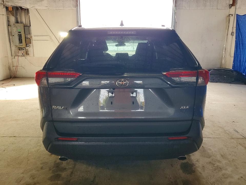 2024 TOYOTA RAV4 XLE 6