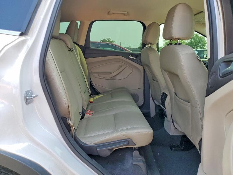 2017 FORD ESCAPE SE 11