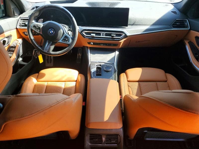 2023 BMW 330E 8