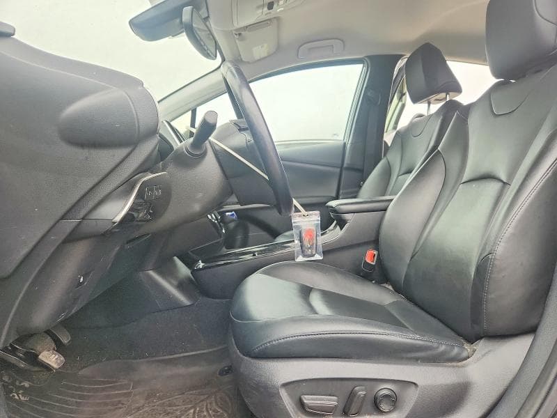 2021 TOYOTA PRIUS XLE 7