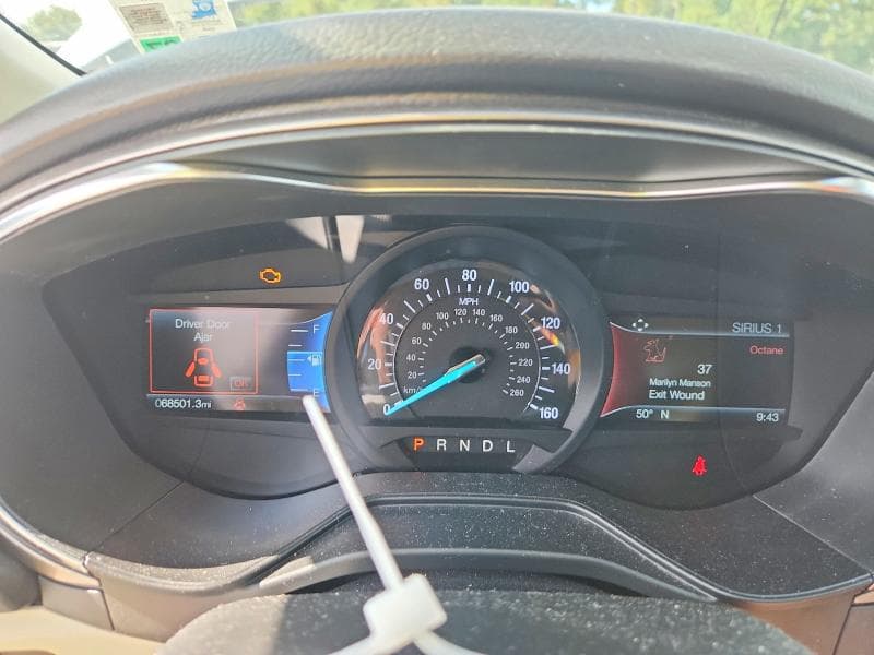 2020 FORD FUSION SE 9