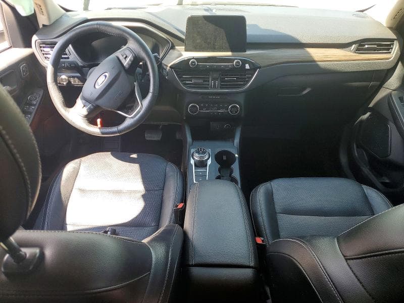 2020 FORD ESCAPE TITANIUM 8