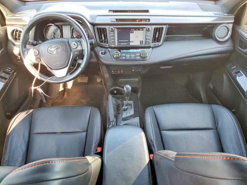2017 TOYOTA RAV4 SE 8