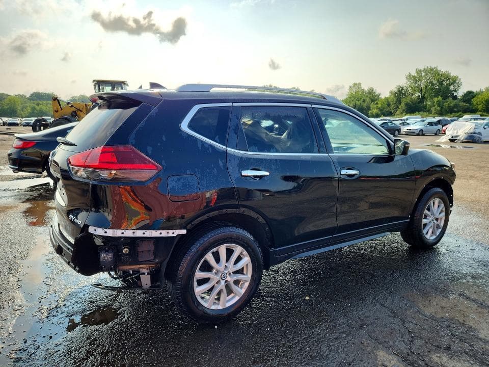 2018 NISSAN ROGUE SV 3