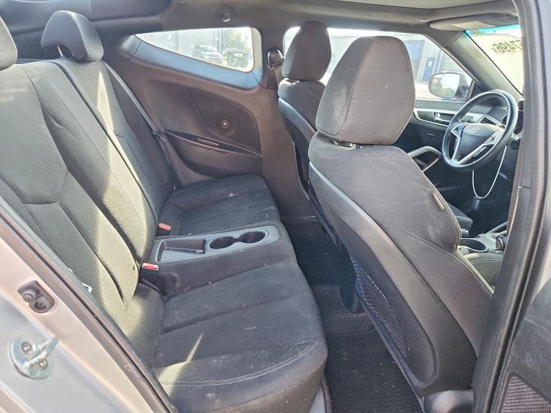 2017 HYUNDAI VELOSTER VALUE EDITION 10