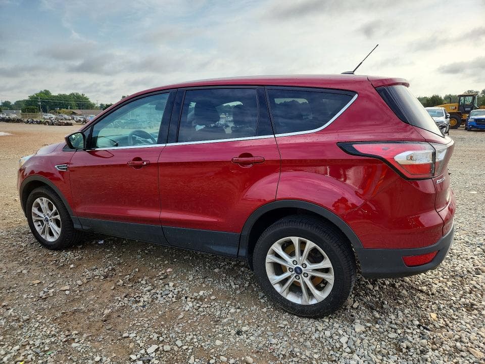 2017 FORD ESCAPE SE 2