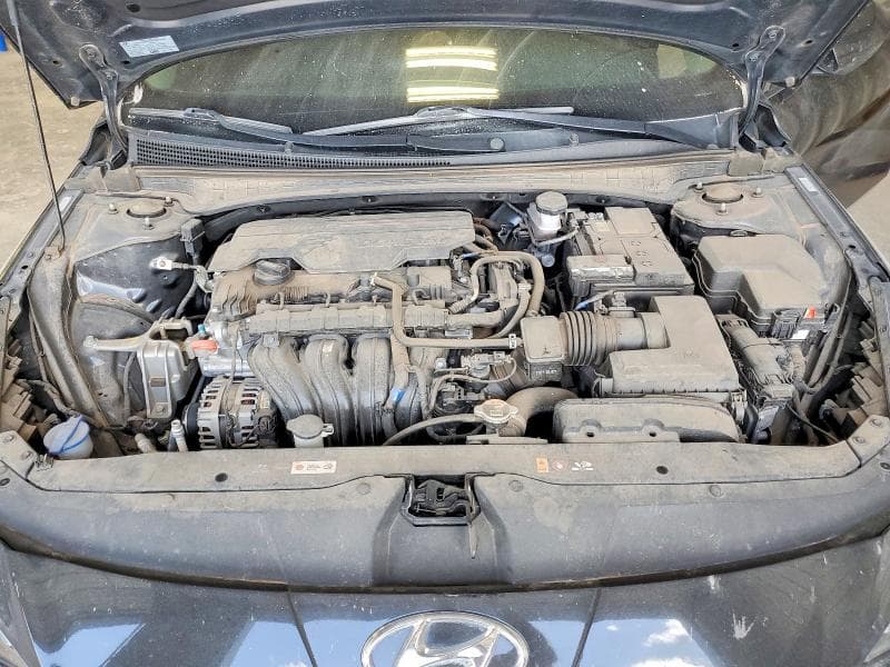 2023 HYUNDAI ELANTRA SE 11