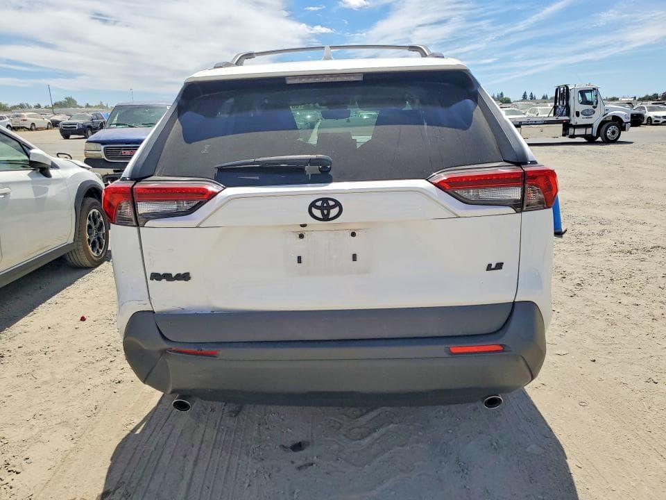 2019 TOYOTA RAV4 LE 6