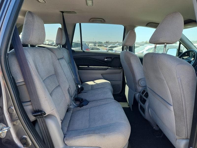 2019 HONDA PILOT LX 11