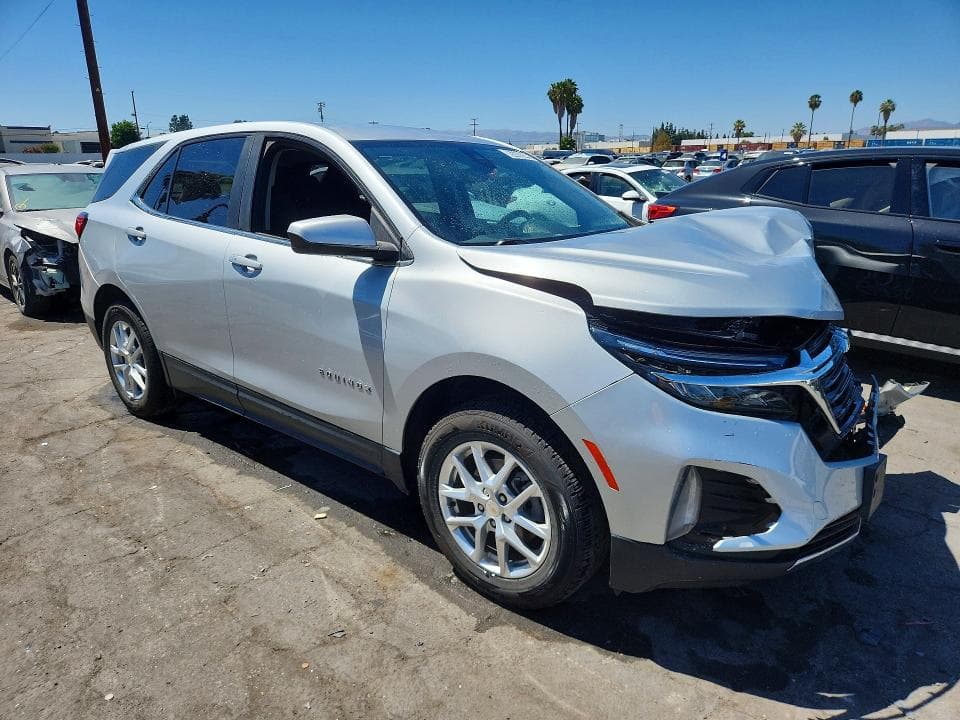 2022 CHEVROLET EQUINOX LT 4