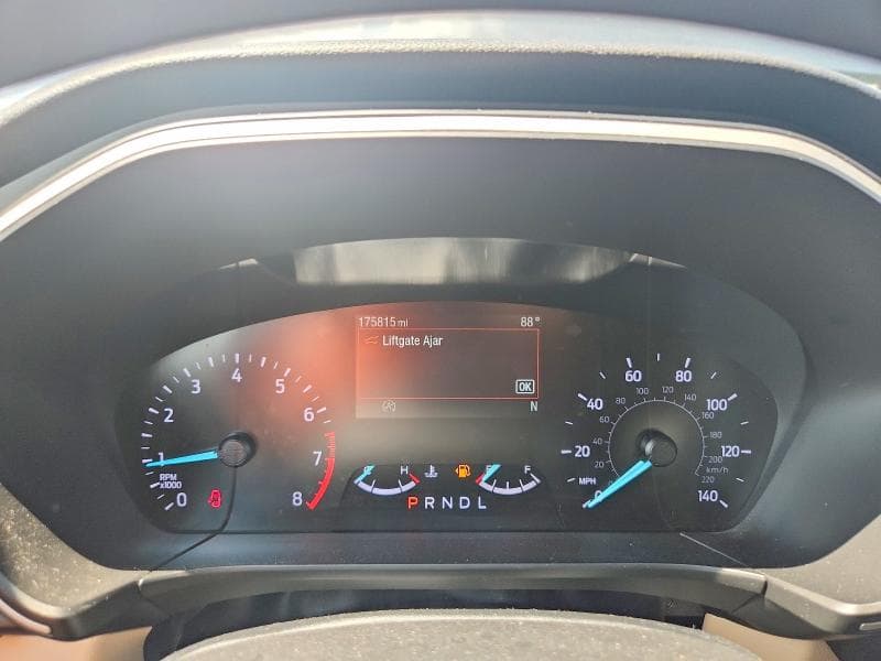 2020 FORD ESCAPE SE 9