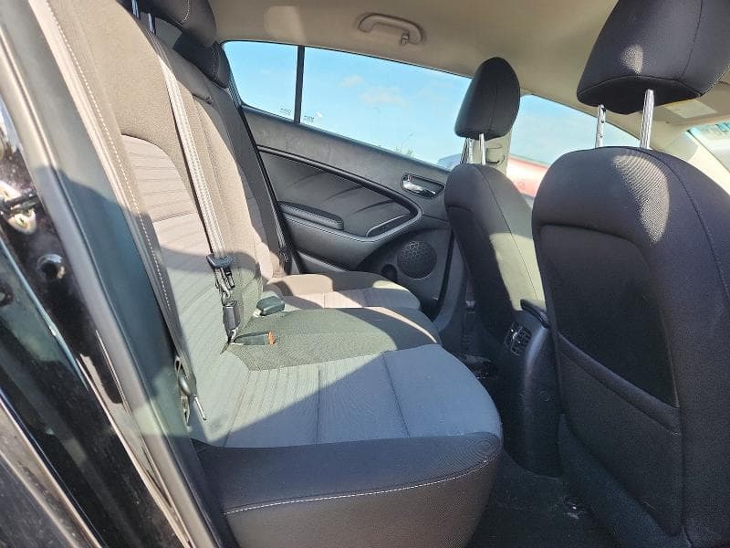 2017 KIA FORTE EX 11