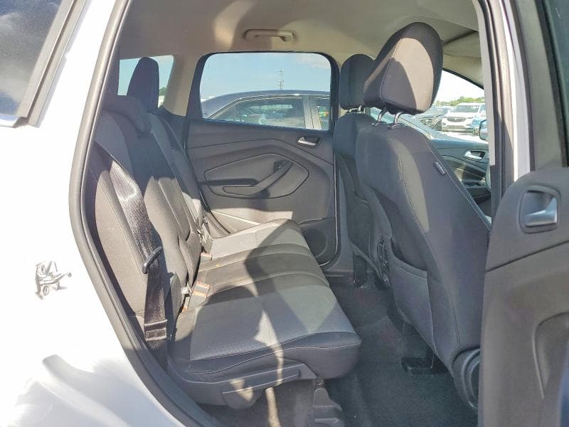 2017 FORD ESCAPE SE 10