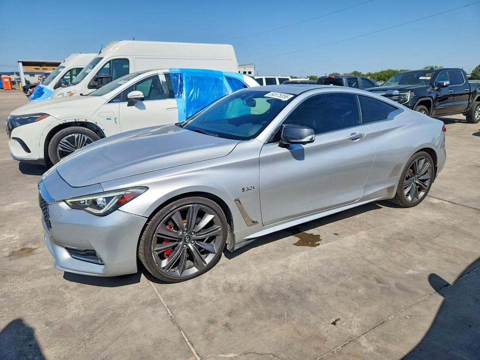 2017 INFINITI Q60 RED SPORT 400
