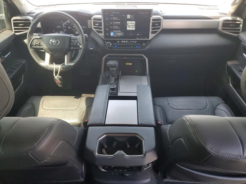 2024 TOYOTA SEQUOIA SR5 8