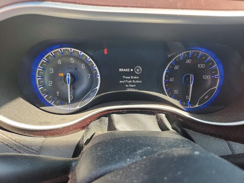 2017 CHRYSLER PACIFICA LIMITED 9