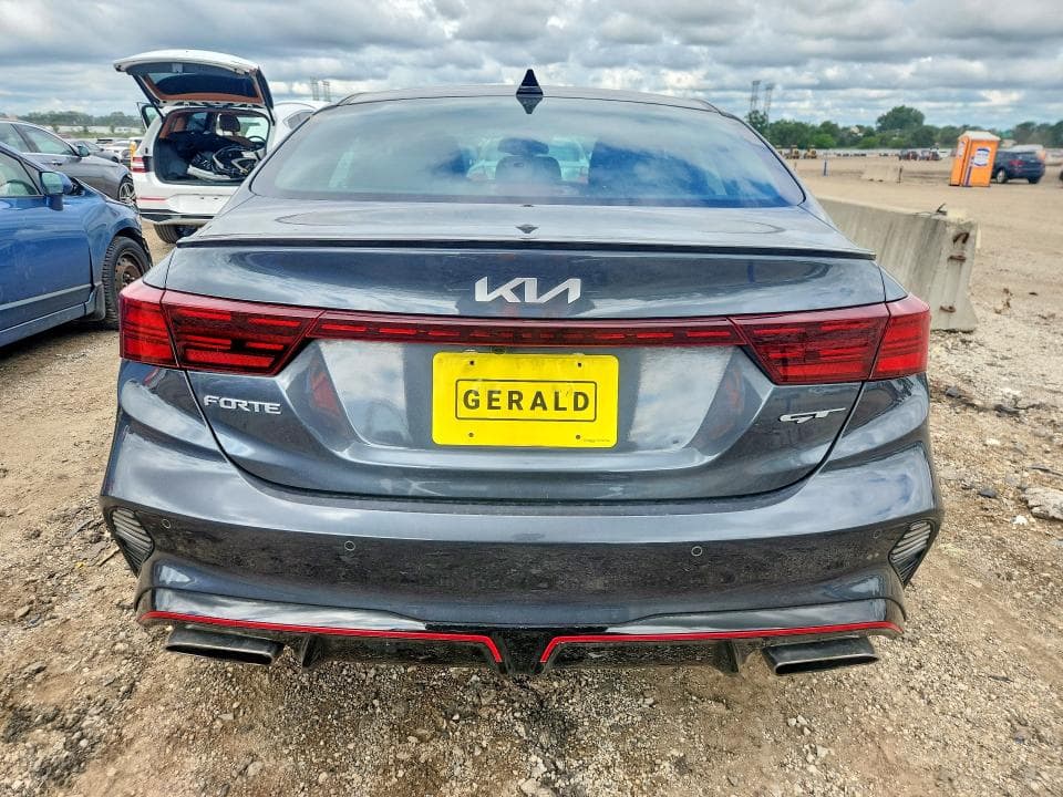 2023 KIA FORTE GT 6