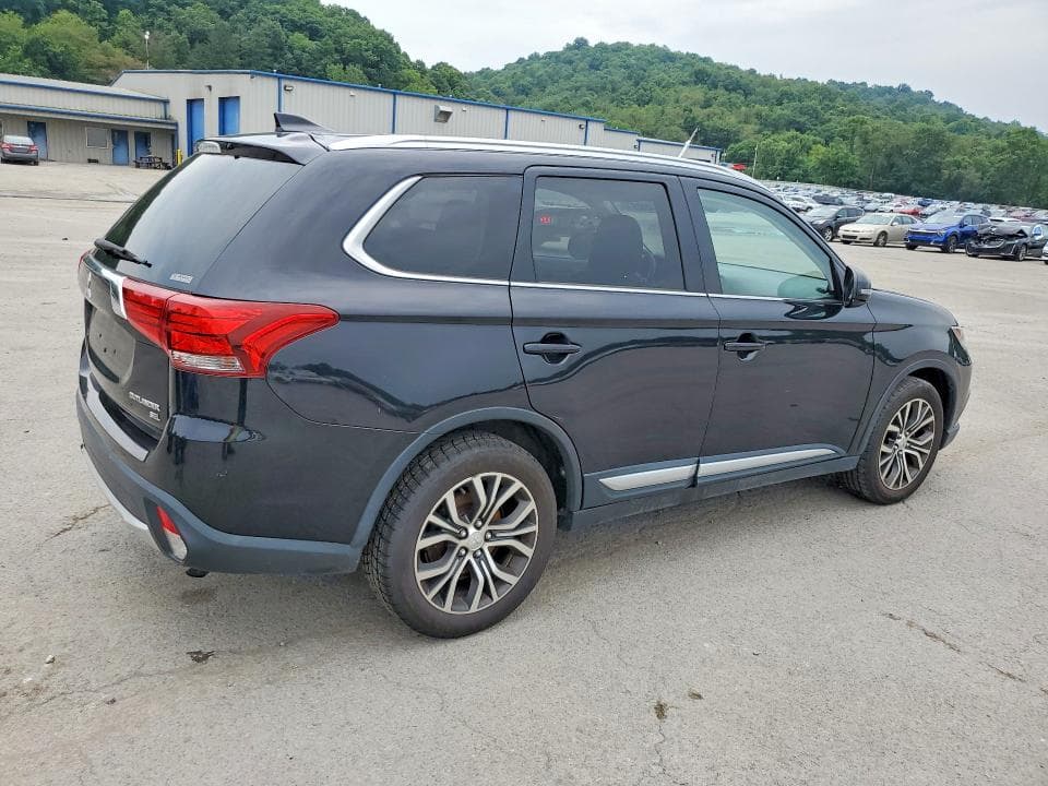 2017 MITSUBISHI OUTLANDER SE 3