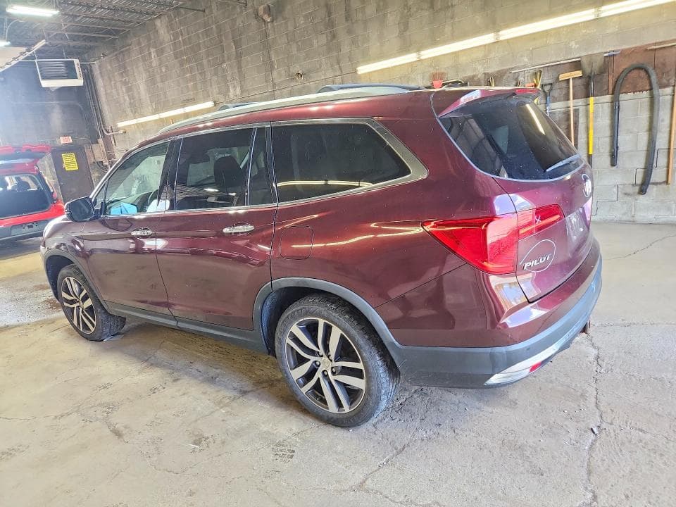 2017 HONDA PILOT ELITE 2