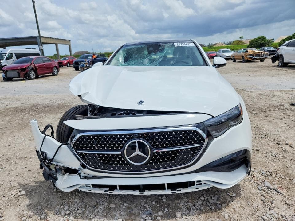 2026 MERCEDES-BENZ E 450 4MATIC 5