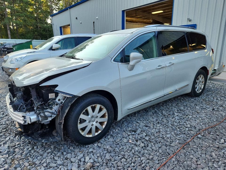 2017 CHRYSLER PACIFICA TOURING L PLUS - 1
