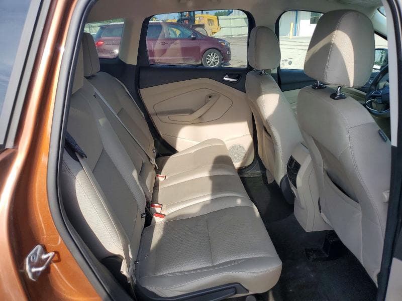 2017 FORD ESCAPE SE 11