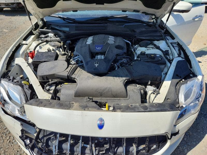 2017 MASERATI QUATTROPORTE S 11