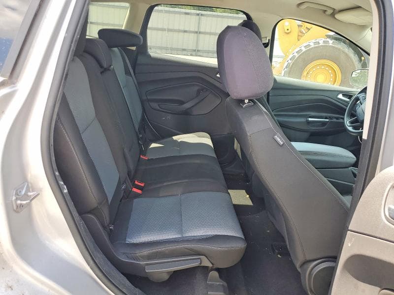 2017 FORD ESCAPE SE 10