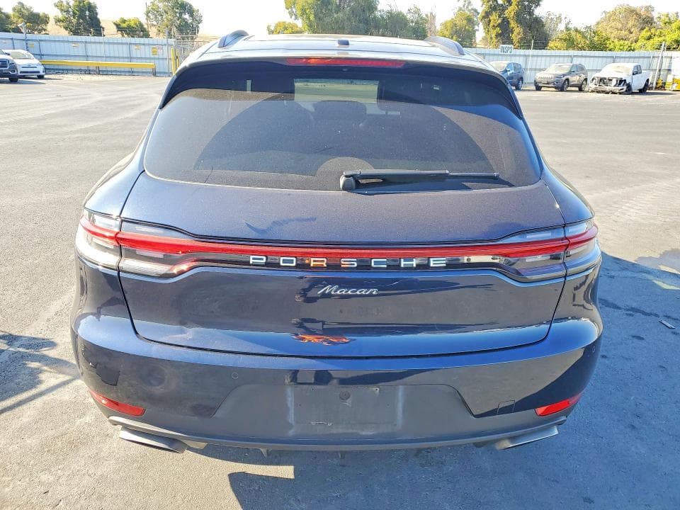 2019 PORSCHE MACAN 6