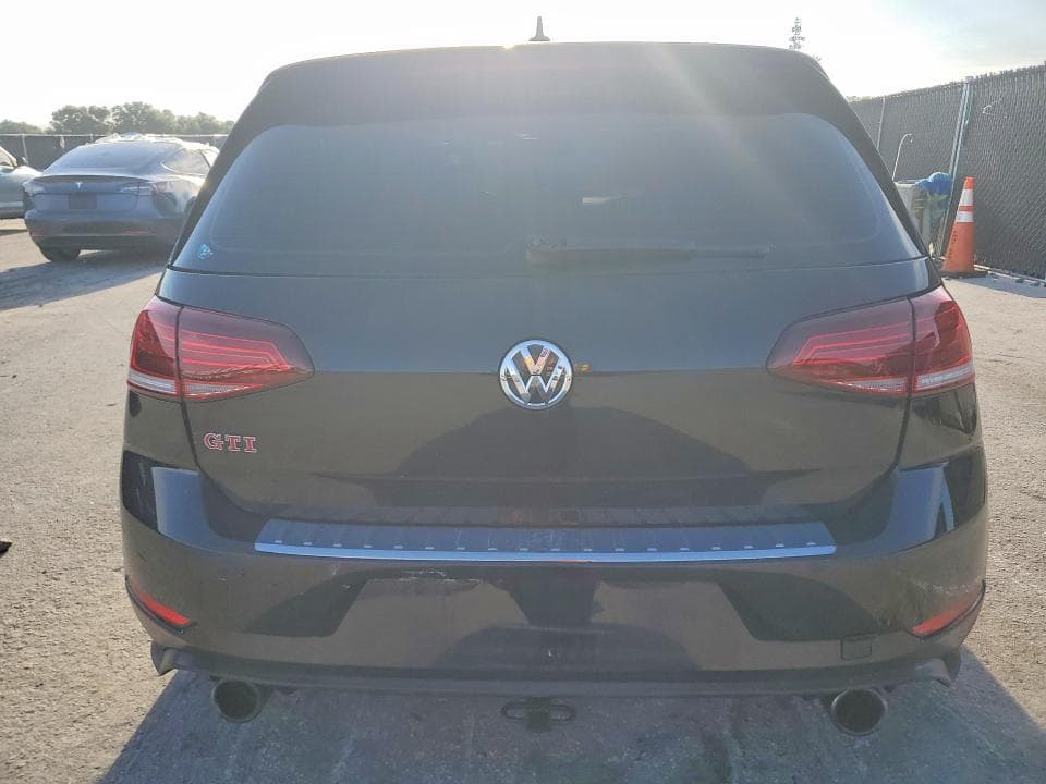 2019 VOLKSWAGEN GTI S 6