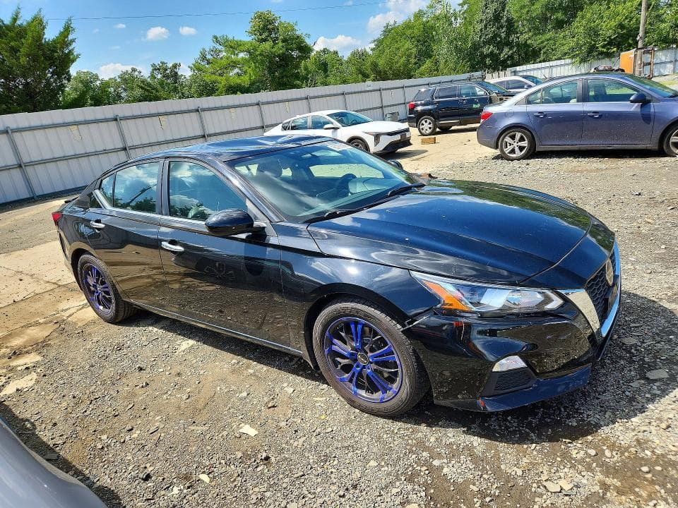 2019 NISSAN ALTIMA S 4