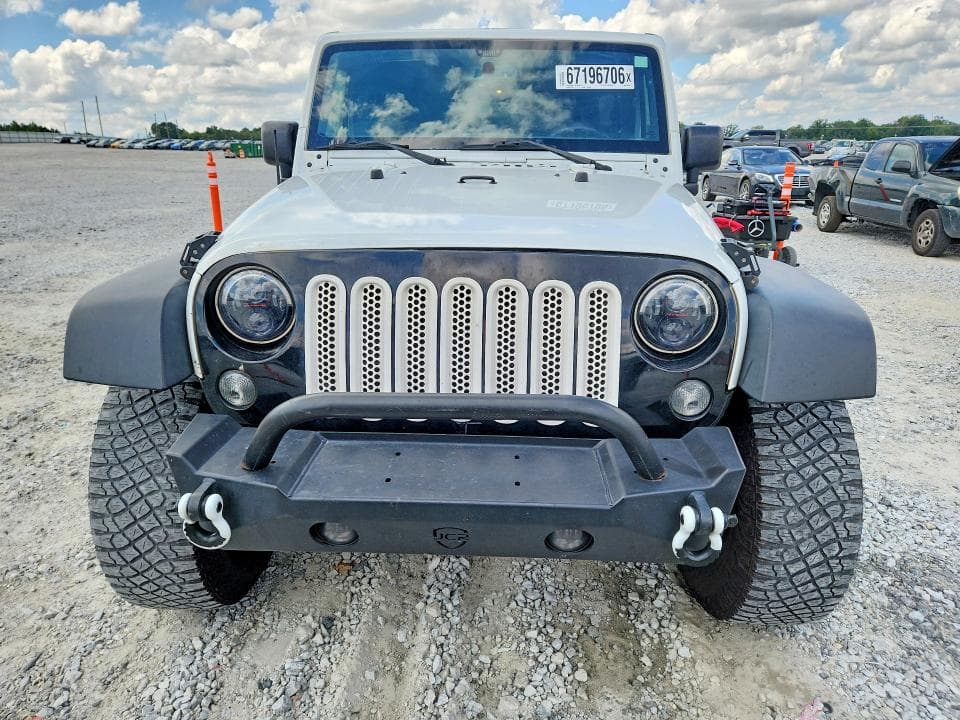 2017 JEEP WRANGLER UNLIMITED SPORT 5