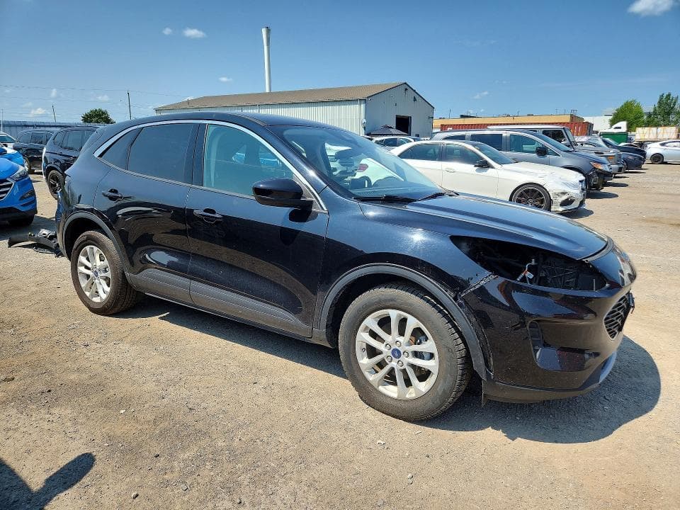 2021 FORD ESCAPE SE 4