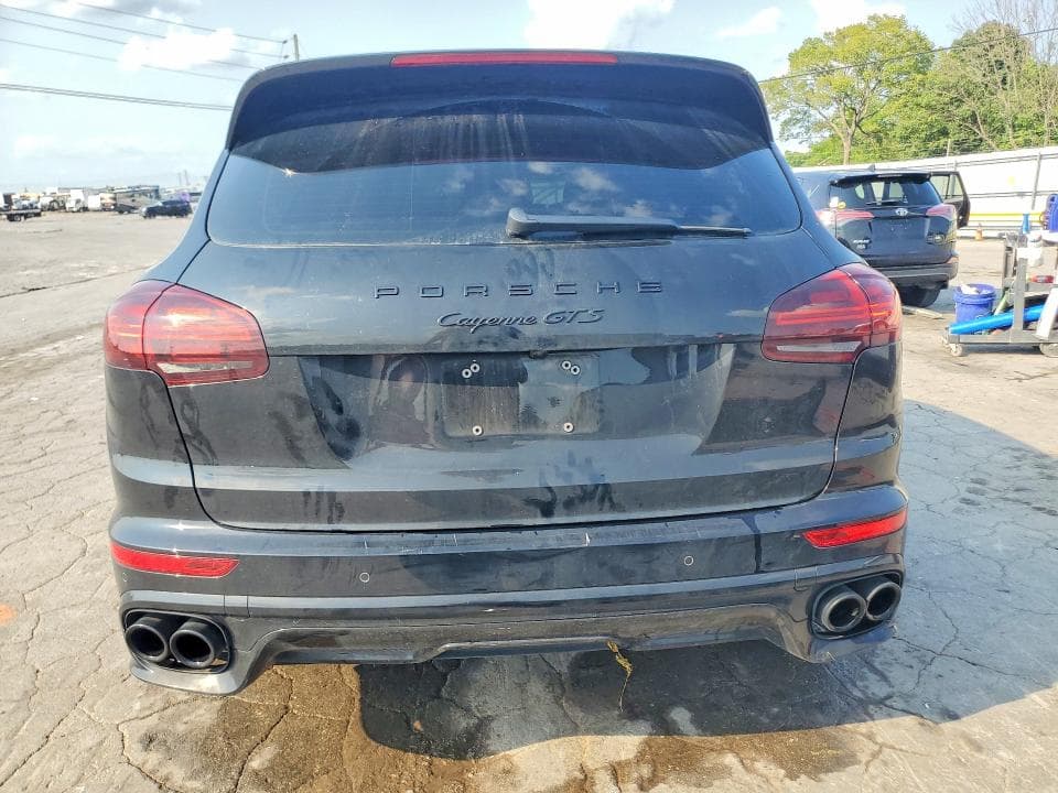 2017 PORSCHE CAYENNE GTS 6