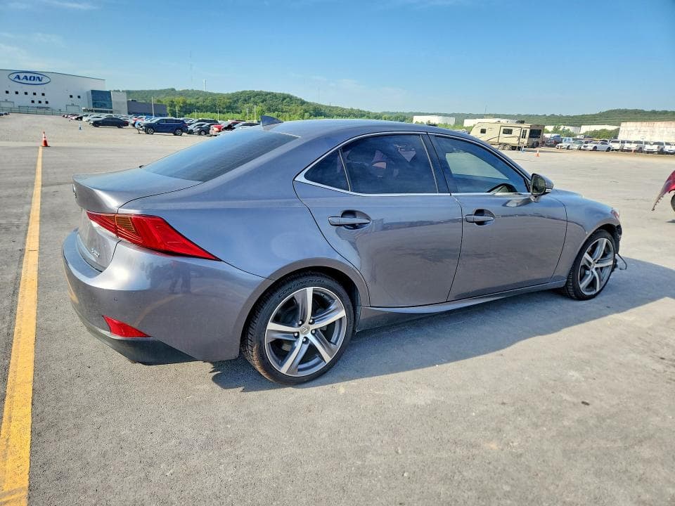 2018 LEXUS IS 300 3