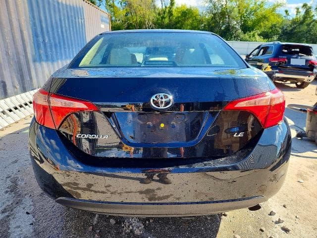2018 TOYOTA COROLLA LE 6