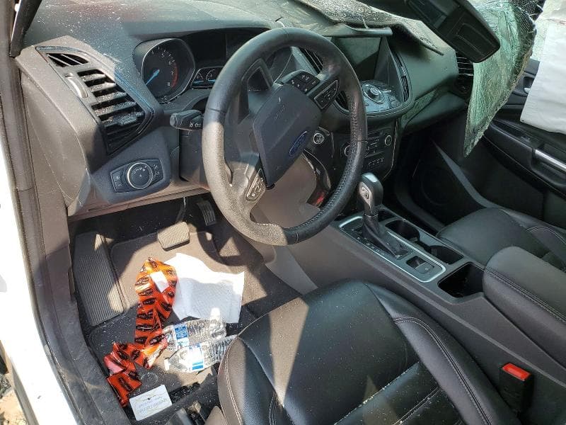 2019 FORD ESCAPE TITANIUM 8