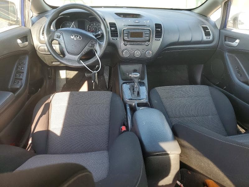 2017 KIA FORTE LX 8