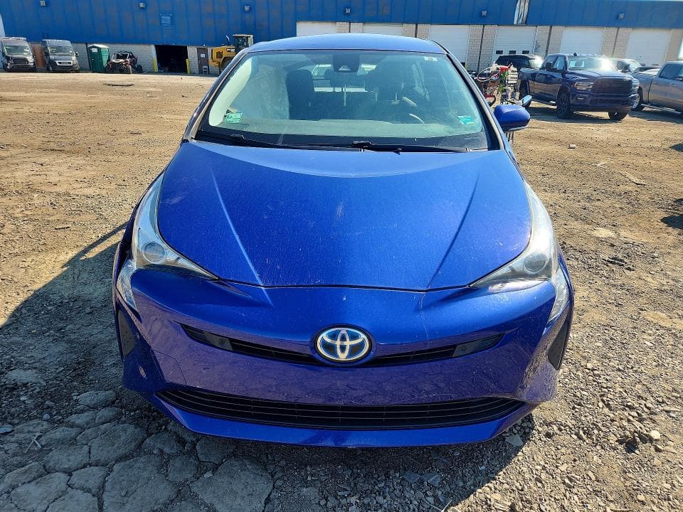 2018 TOYOTA PRIUS TWO 5