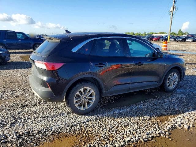2022 FORD ESCAPE SE 3