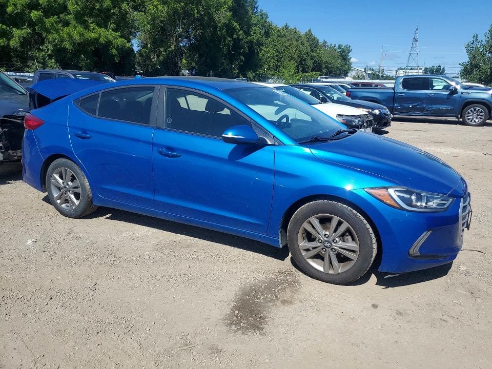 2018 HYUNDAI ELANTRA SEL 4