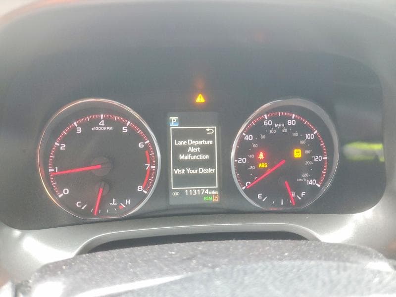 2017 TOYOTA RAV4 SE 9