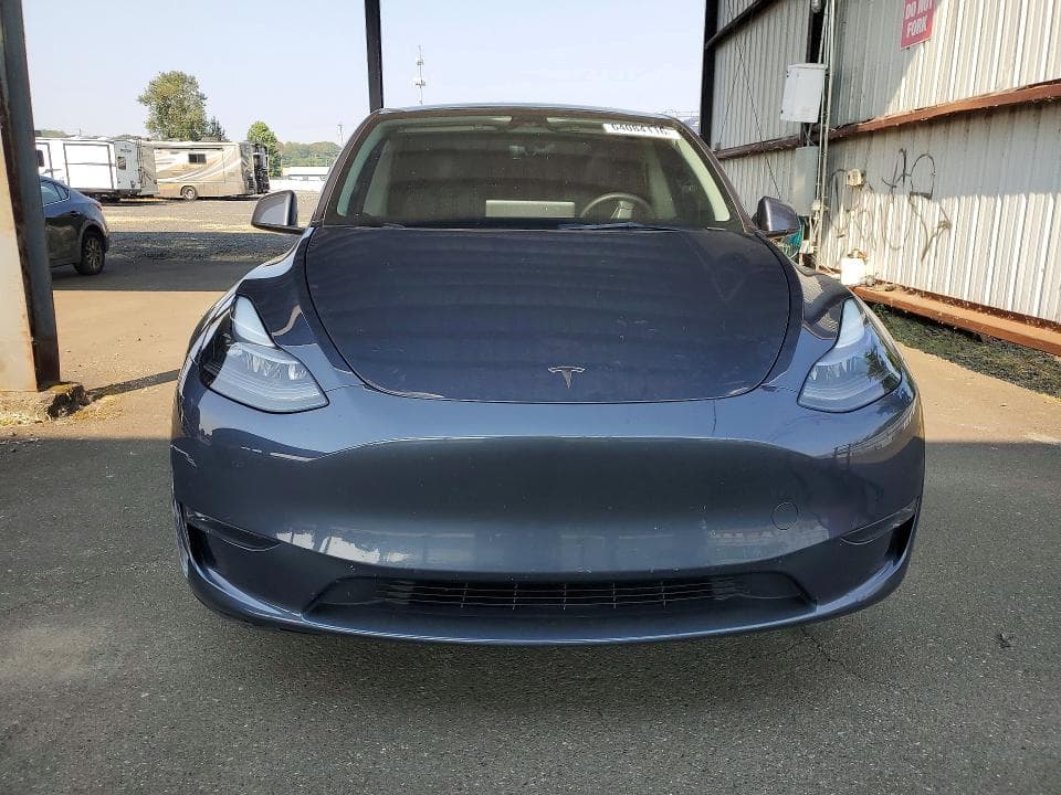 2023 TESLA MODEL Y 5
