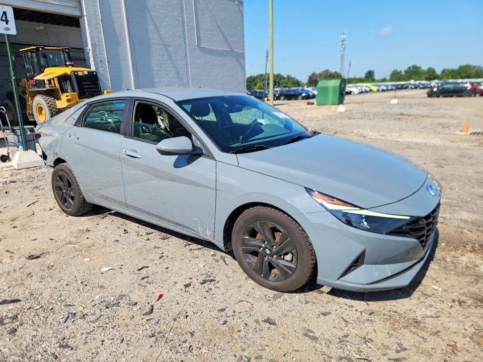 2021 HYUNDAI ELANTRA SEL 4