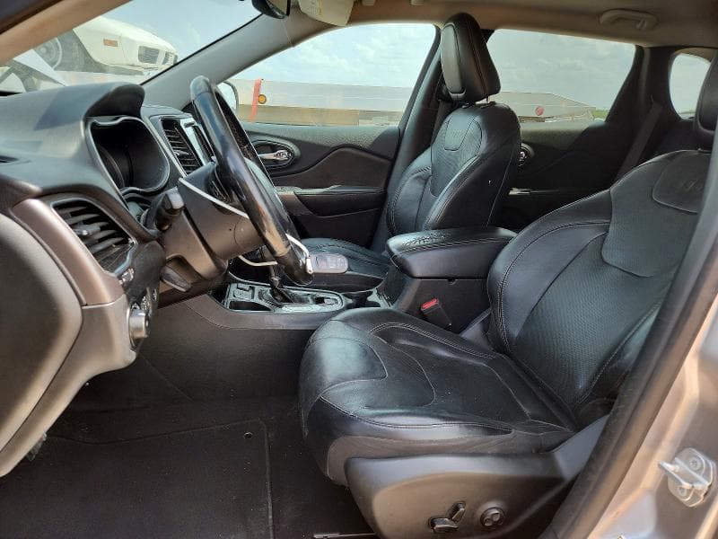 2019 JEEP CHEROKEE LIMITED 7