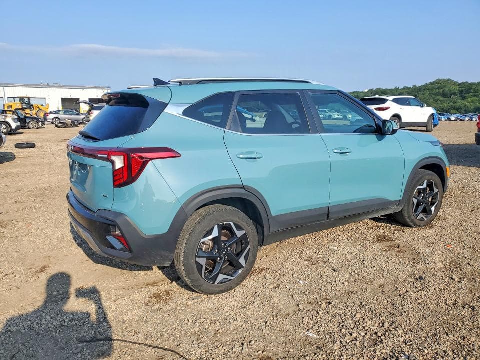 2025 KIA SELTOS EX 3