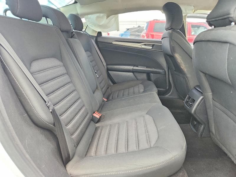 2019 FORD FUSION SE 10