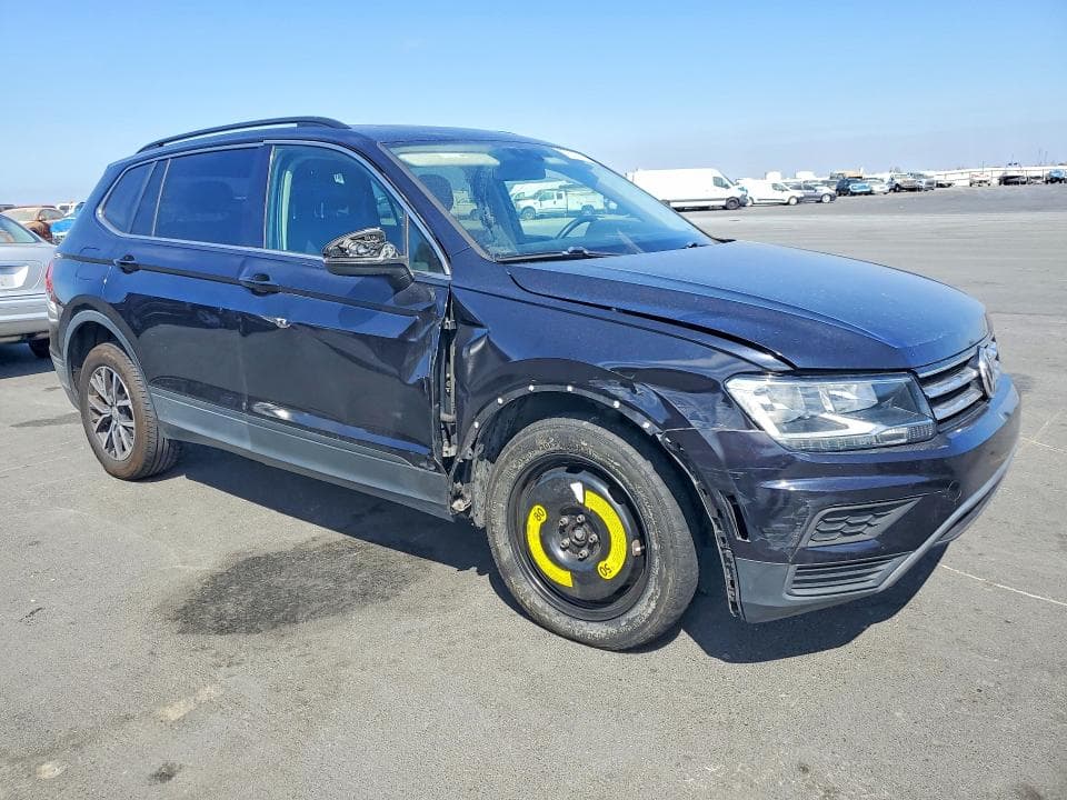 2019 VOLKSWAGEN TIGUAN SE 4
