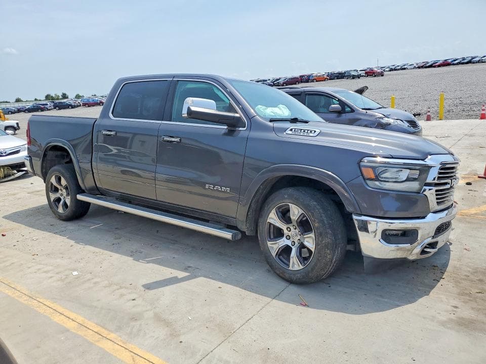 2019 RAM 1500 LARAMIE 4